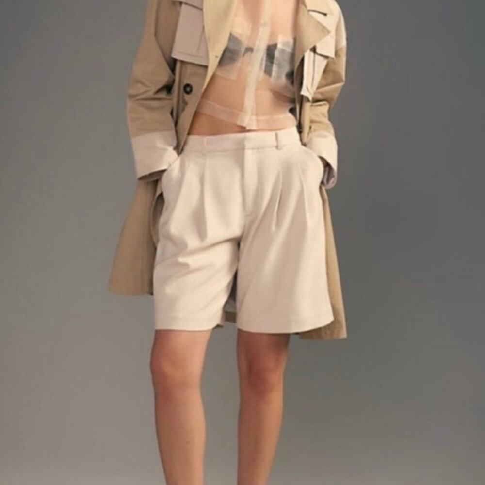 Anthropologie (2) Maeve The Avery Pleated Trouser Shorts Beige Bermuda Tailored